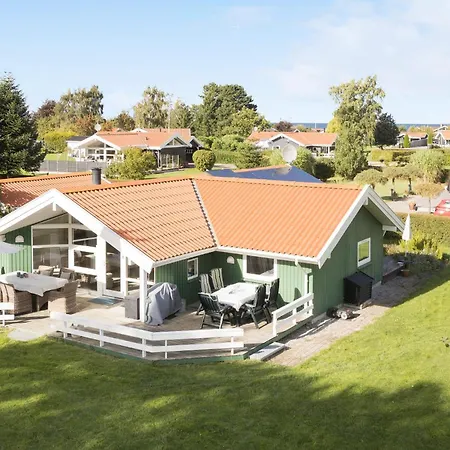 Holiday home 3 Bedroom Cozy In