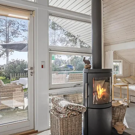 בית נופש 3 Bedroom Cozy In