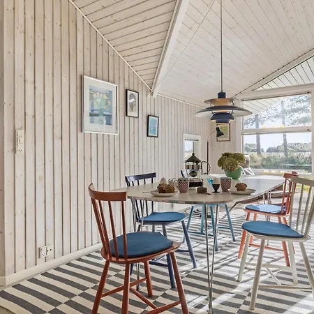 3 Bedroom Cozy In Holiday home Otterup